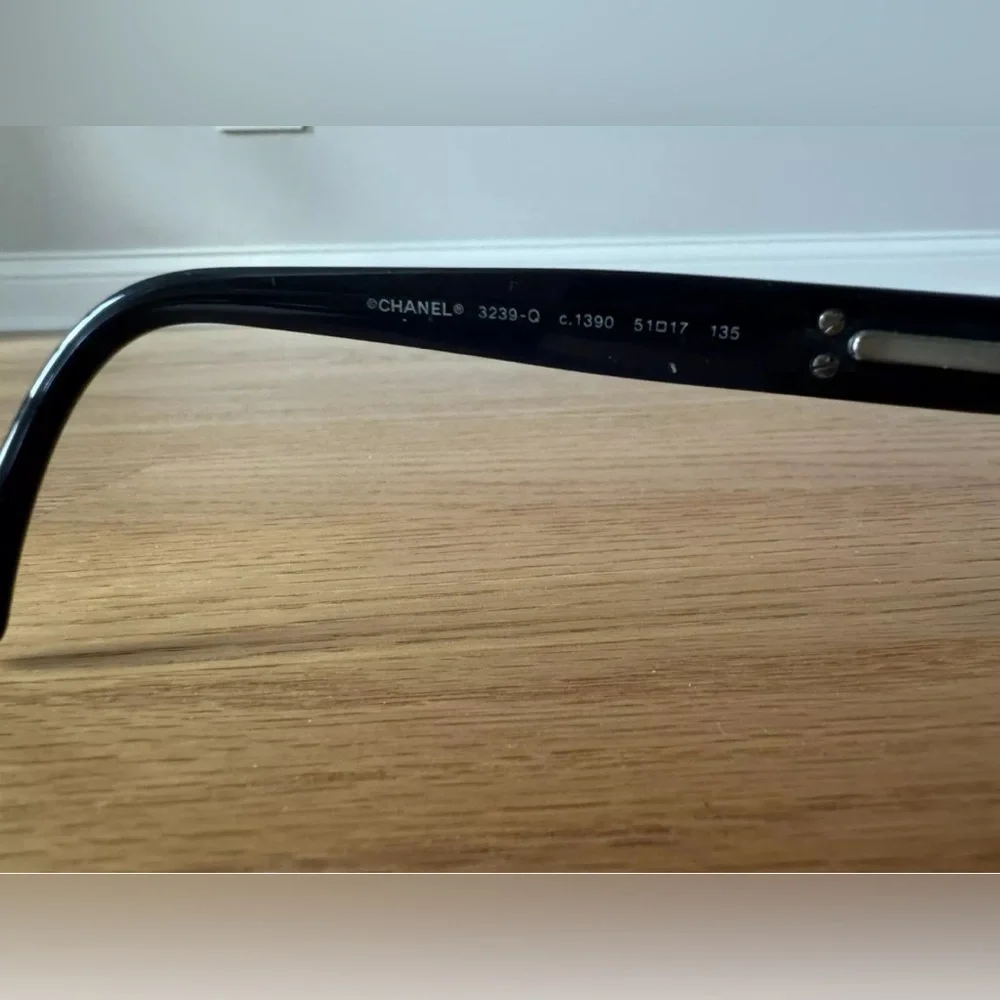 CHANEL Black and Clear Cat-Eye Sunglasses with Case - Picture 7 of 11